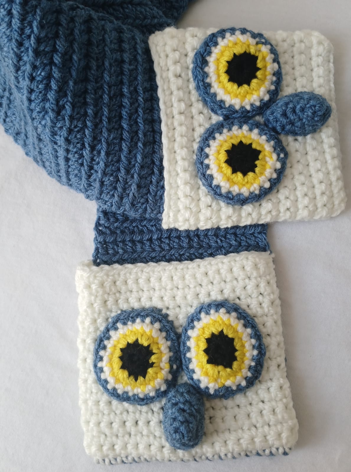 Puffin Rock Baba beanie and pocket scarf set