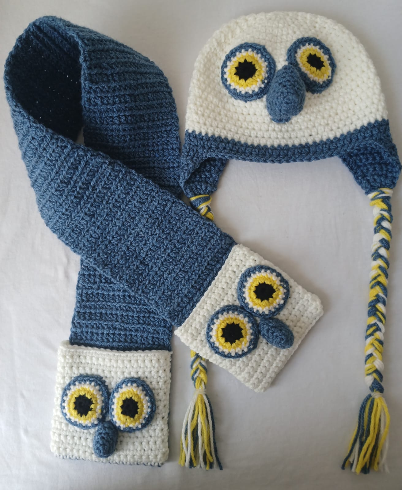 Puffin Rock Baba beanie and pocket scarf set